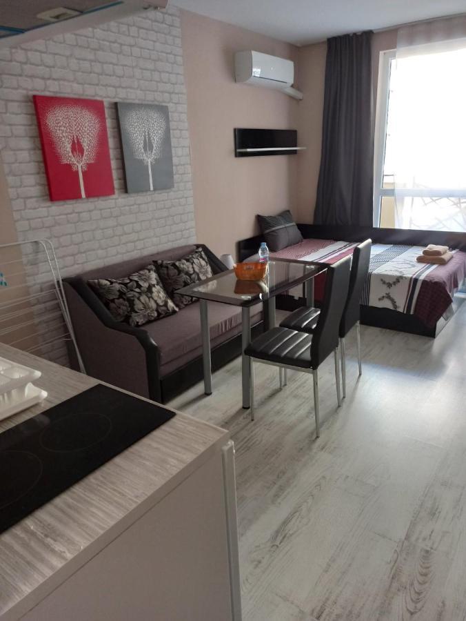 Medical University Apartments Plovdiv Buitenkant foto