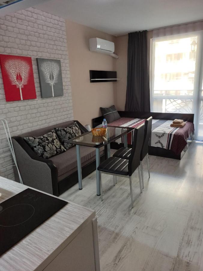 Medical University Apartments Plovdiv Buitenkant foto